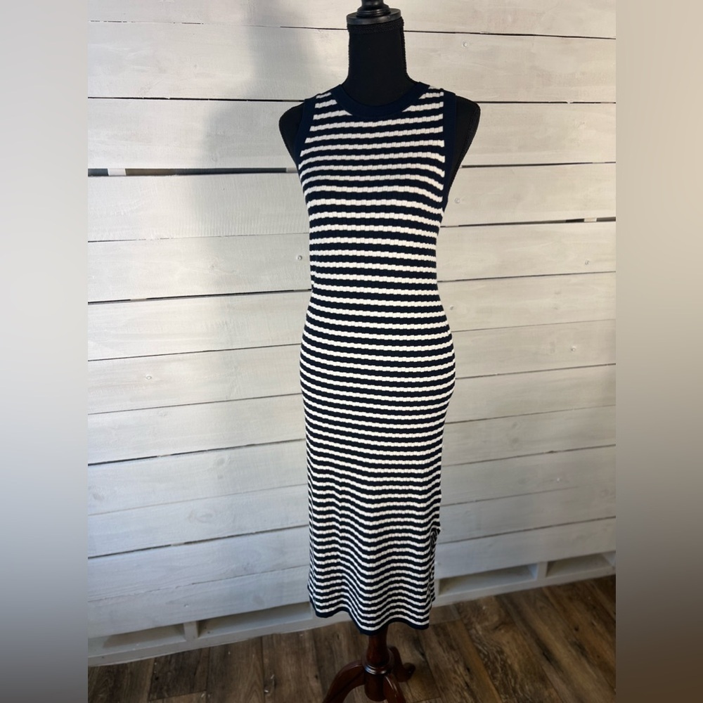 Banana Republic nwt size Small Tall navy/white tank dress​